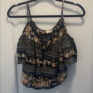 Tank Top/Off the shoulder blouse